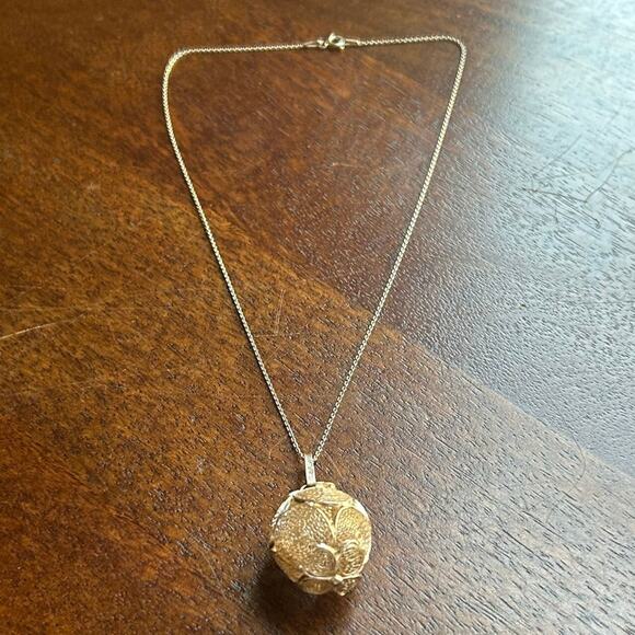 Vintage 1960s Sterling Silver Filigree Orb Necklace & Adjustable Ring Set - Picture 6 of 8